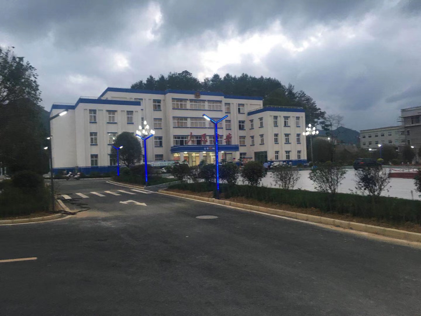 庭院燈在建筑物重點照明中的作用